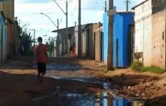 Pobreza cai no Brasil, mas 59 milhões vivem com menos de R$ 22 por dia