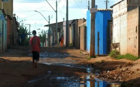 Pobreza cai no Brasil, mas 59 milhões vivem com menos de R$ 22 por dia