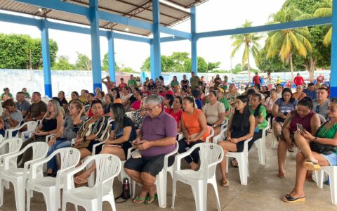 Secretaria promete pagar reajuste salarial de 2023 e 2024 juntos, afirmam professores de Itacoatiara