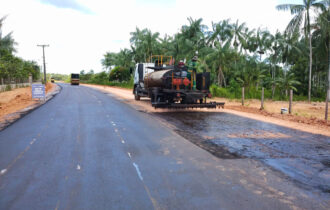 Pavimentação da estrada Anori-Codajás avança