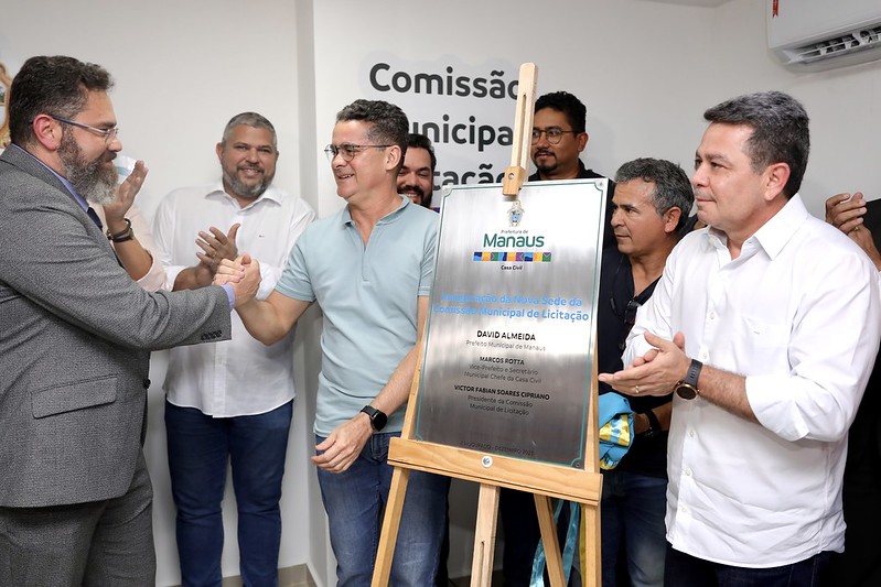 David Almeida inaugura nova sede da Comissão Municipal de Licitação