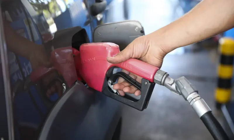 Preço do diesel tem redução de R$ 0,30 na última semana de dezembro