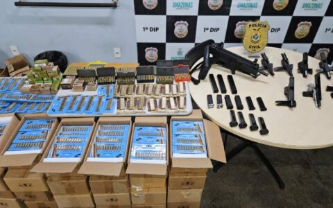 'Senhor das Armas' é preso com oito armas de fogo e 30 mil munições em Manaus