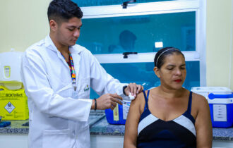 Campanha de vacinação contra a gripe no Amazonas continua