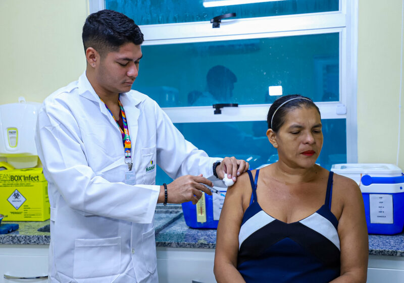 Campanha de vacinação contra a gripe no Amazonas continua