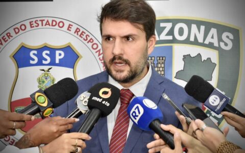 Presa dupla envolvida em furto de 87 televisores de empresa do Distrito