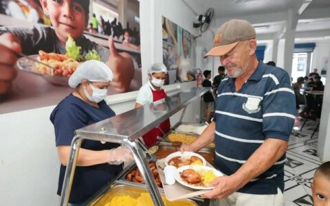 'Prato Cheio nos ajudou quando mais precisamos', diz beneficiária do programa