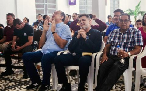 Silas, Dan Câmara e Marco Feliciano 'visitam' municípios do AM em caravana religiosa