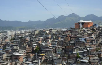 Tiroteio na véspera de Natal deixa nove feridos no Rio de Janeiro