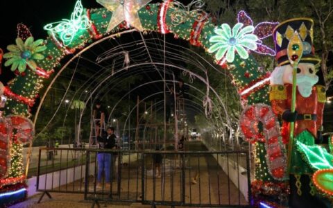 Criminosos furtam cabos elétricos e LEDs de túnel natalino na Ponta Negra