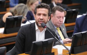 André Janones