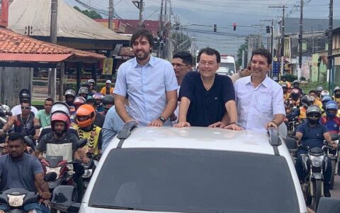 Braga é recepcionado em Itacoatiara em estilo de pré-campanha eleitoral