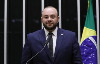 Fausto diz que atuará como 'secretário-deputado' para projetos no Amazonas