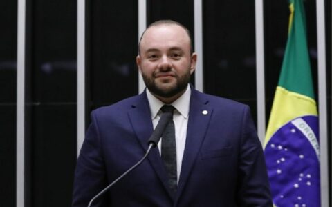 Fausto diz que atuará como 'secretário-deputado' para projetos no Amazonas