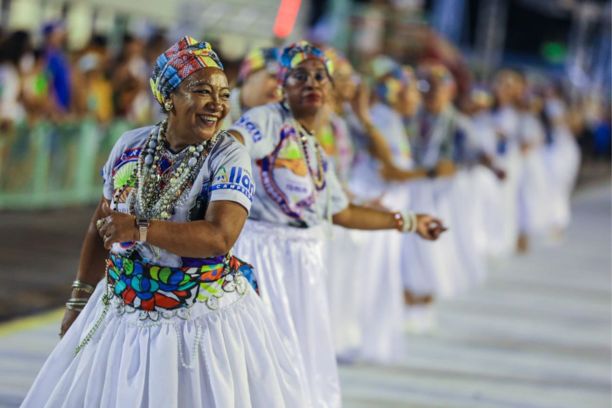 Saiba quais escolas de samba desfilam no Sambódromo nesta quinta e sexta-feira