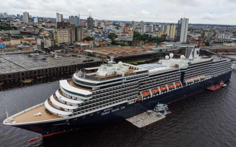 Temporada de Cruzeiros: primeiro navio do ano chega com mais de 2 mil turistas