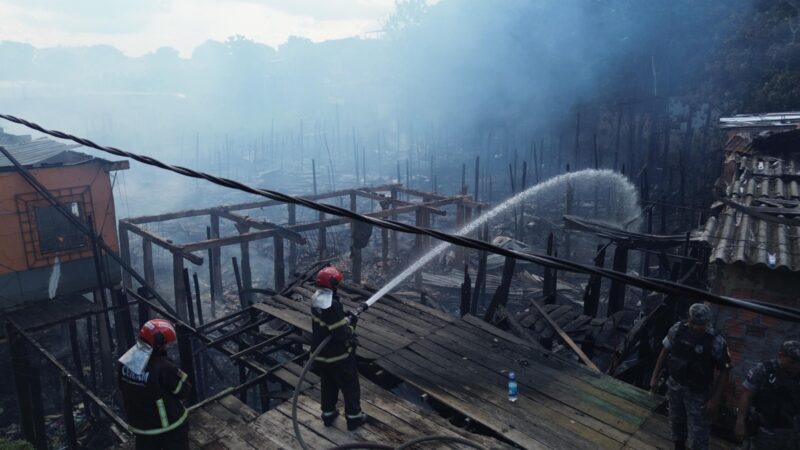 Incêndio em casas coloca Manaus em ranking de emergência nacional