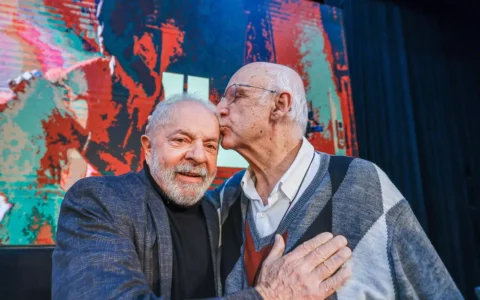 Lula manifesta apoio ao padre Julio Lancelloti