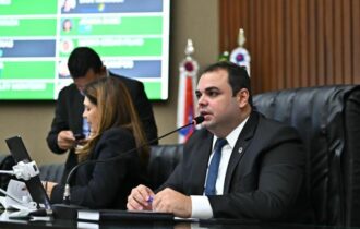 dia-mundial-da-educacao-roberto-cidade-tem-a-educacao-como-uma-das-agendas-prioritarias-de-seu-mandato-parlamentar