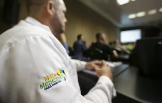 Número de profissionais que atuam no 'Mais Médicos' aumenta 105% em 2023