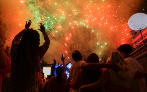 Réveillon do Largo reúne mais de 28 mil pessoas