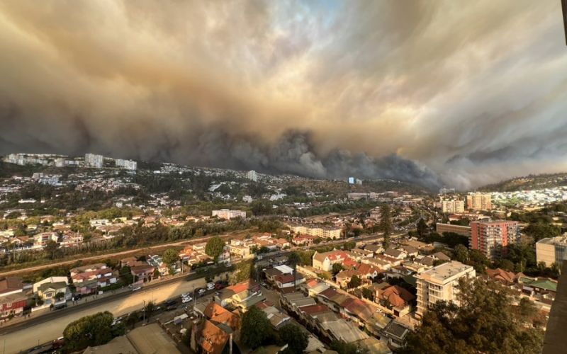 Alguns dos incêndios no Chile podem ter sido causados intencionalmente, diz governador