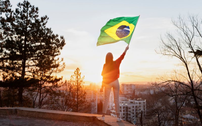 Brasil recebeu quase 6 mi de turistas estrangeiros em 2023