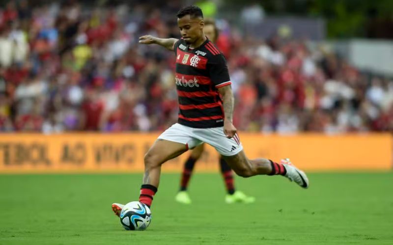 Allan é diagnosticado com dengue e está vetado do duelo entre Flamengo e Boavista