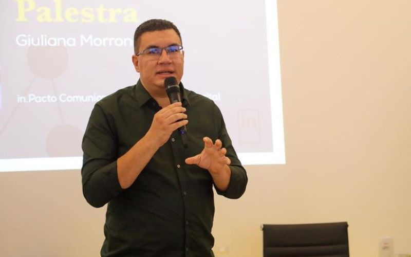 Secretário de Comunicação de Manaus vai à polícia para rastrear autores de difamação