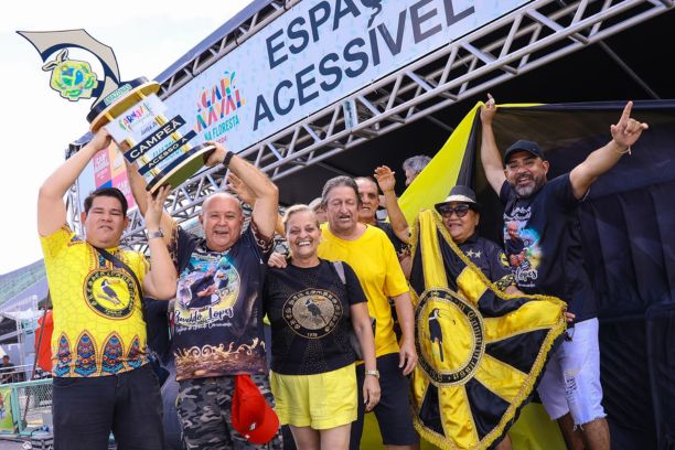 Sem Compromisso vence o Acesso A e volta à elite do Carnaval de Manaus