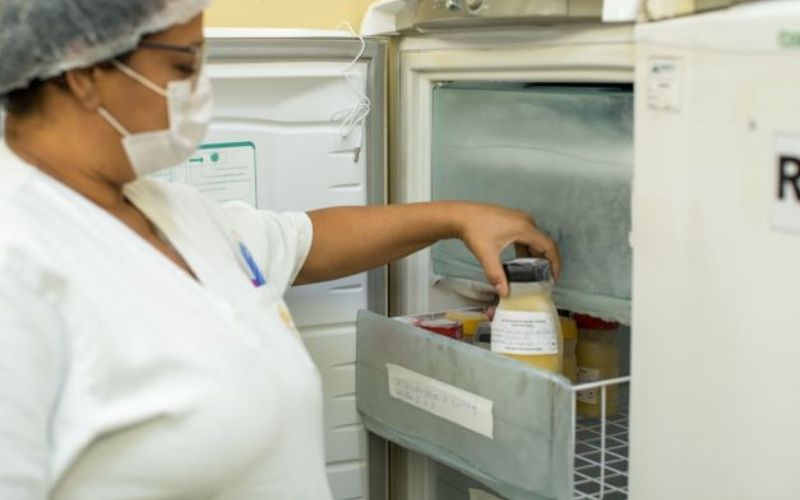 Maternidade reforça pedidos de doação de leite materno para bebês prematuros