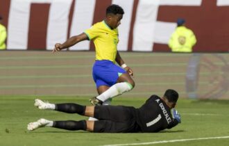 Endrick perde pênalti e Brasil cai diante do Paraguai