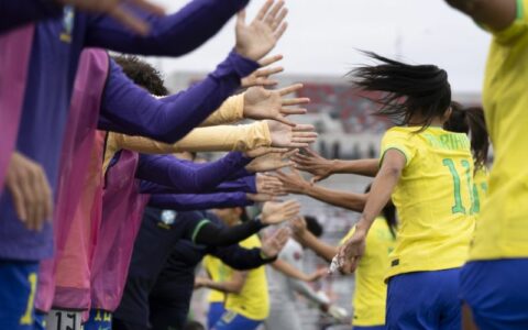 Brasil enfrenta os EUA na final da Copa Ouro neste domingo