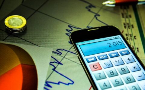 Economia brasileira cresce 2,9% em 2023