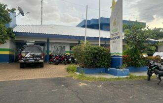 PC-AM prende homem por vender drogas dentro de colégio municipal em Manacapuru