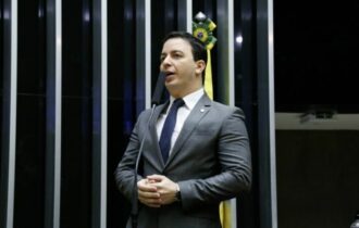 Dr. Rey implora por vaga de ministro da Saúde a Bolsonaro: 'Estou me  humilhando' · Notícias da TV
