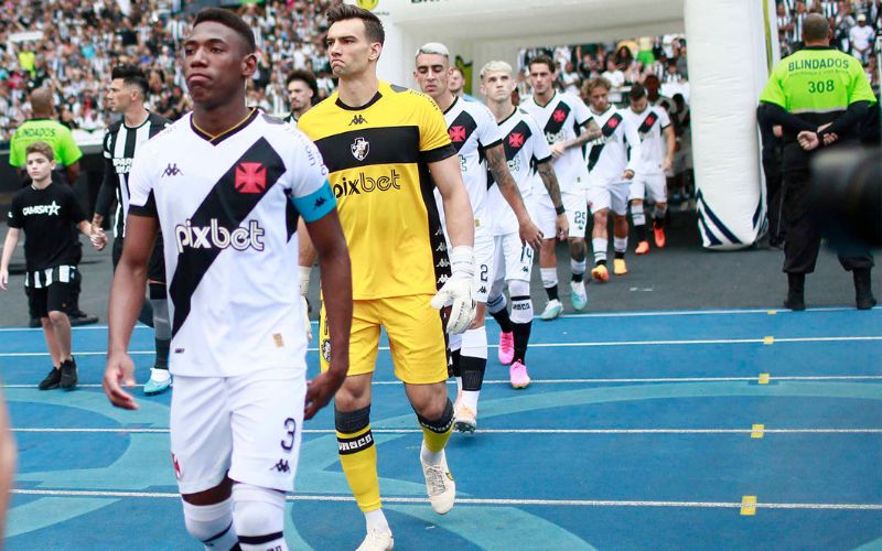 Vasco e Nova Iguaçu empatam no 1º jogo das semifinais do Carioca