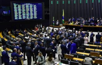 deputados-querem-pedir-vista-n