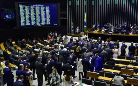 deputados-querem-pedir-vista-n