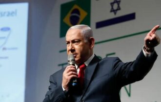israel-benjamin-netanyahu-pass