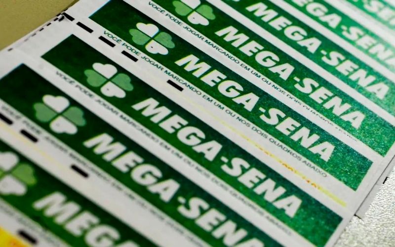 mega-sena-acumula-novamente-e-