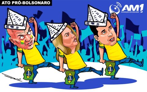 Políticos da direita no AM participam de ato com Bolsonaro