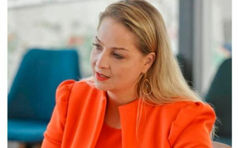 Carol Braz é pré-candidata a vereadora, mas não descarta ser vice-prefeita