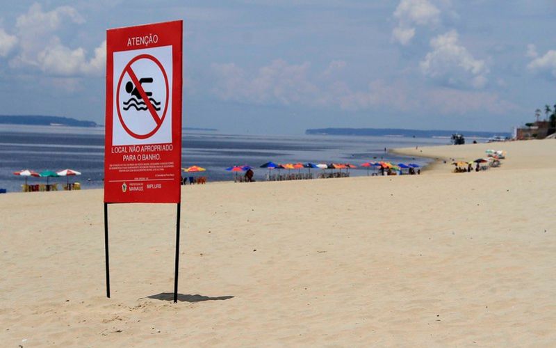 Praia da Ponta Negra e balneários devem instalar placas de alerta para banhistas