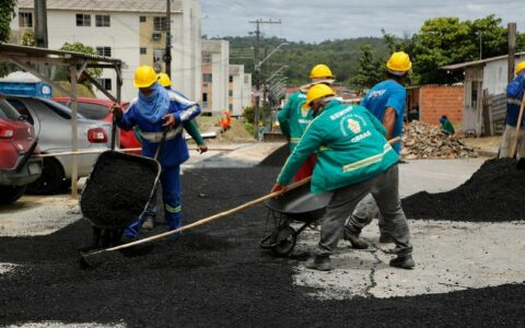 Asfalta Manaus custará R$ 44,8 milhões para pavimentar 3 bairros na capital