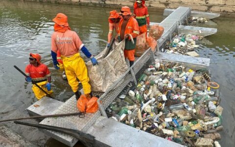 Ecobarreiras da Prefeitura de Manaus em igarapé não agradam Amom