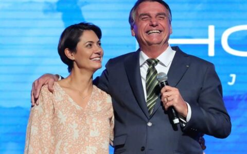 Bolsonaro e Michelle Bolsonaro antecipam vinda a Manaus
