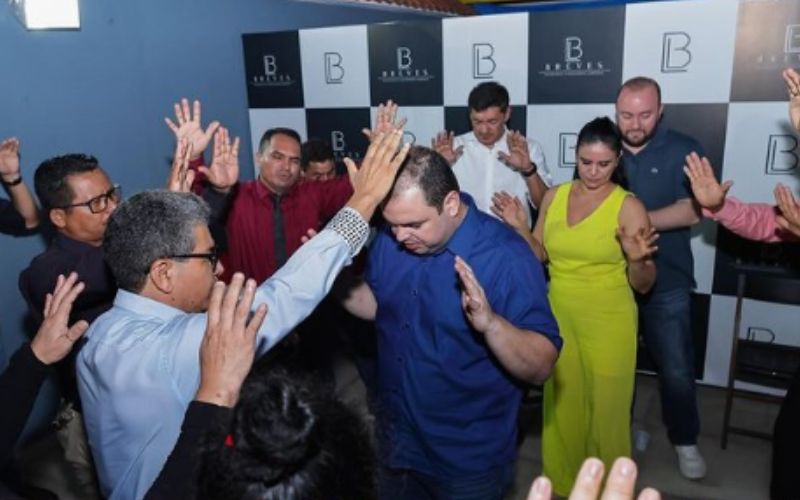 Em encontro religioso, Roberto Cidade diz que Manaus precisa de um prefeito que cuide das pessoas