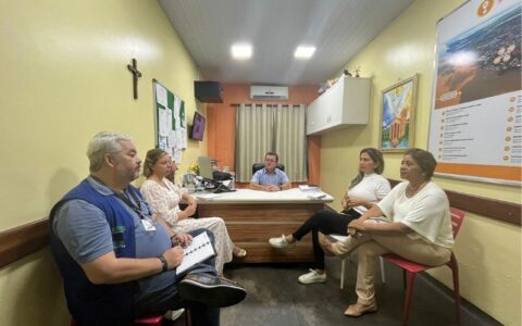 equipes-da-ses-am-fazem-visita