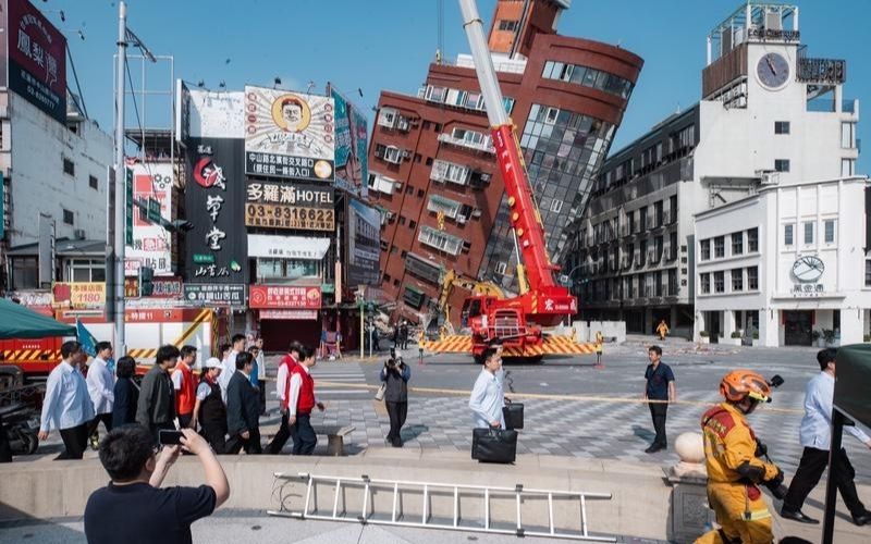 Terremoto mais forte em 25 anos em Taiwan deixa nove mortos e mais de 800 feridos